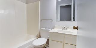 Candlelite Apartments Gallery 86