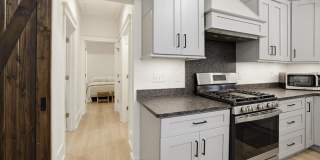 4052 Poets Trail Gallery 24