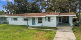 Freshly Remodeled 4BR/ 3BA Home with Private Basin Gallery 1