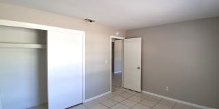 2203-2205 SE 15th Pl - 2203 Gallery 6