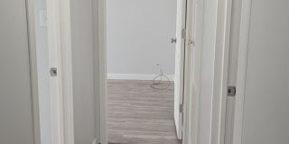 Charming 2BR House in Sauk Village IL Gallery 5