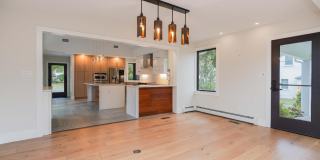 828 Kingston Road Gallery 13