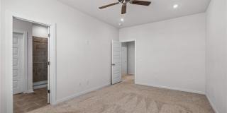 4790 W Planetree Street Gallery 14
