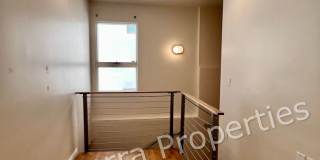 Spacious 2 Bed, 2.5 Bath Coastal Home with Ocean Views in Manhattan Beach Gallery 30