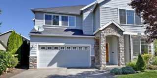 Expansive 5 Bedroom Hillsboro Home with 3 Bathrooms  Modern Comfort Gallery 1