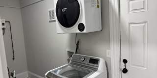 1918 REDELL Street Gallery 15