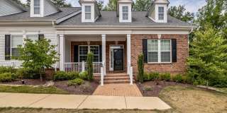 392 BUCKEYE Circle Gallery 1