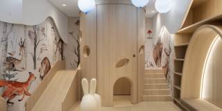 Stratos at Bridge District Gallery 21