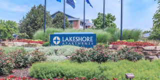 Lakeshore Apartments Gallery 64