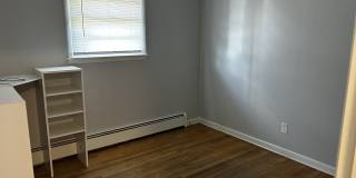 87 Worcester Avenue Gallery 16