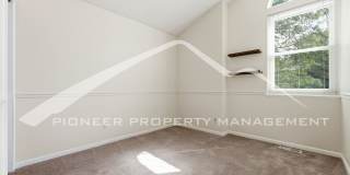 Spacious Home with Washer/Dryer and Central AC Spacious Home with Washer/Dryer and Central AC Gallery 17