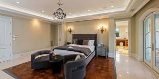 718 N Rodeo Dr Gallery 8