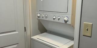 160 North Wall Street Gallery 15