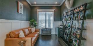 605 Stone Ridge Street Gallery 14