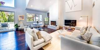 514 Pantigo Road Gallery 2