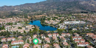 Updated & Furnished 3BR Townhome with Loft & Lake Access Gallery 35