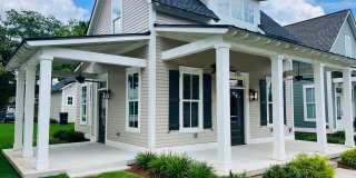 2 bedroom 2 bathroom cottage style home in Lagrange. Must see! Gallery 1