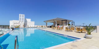 Bimini Square Gallery 20