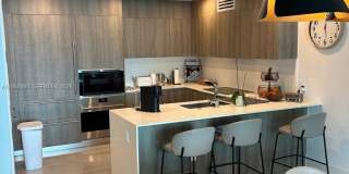 17550 Collins Avenue Gallery 1