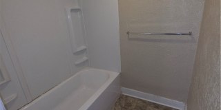 2805 LEXINGTON AVENUE Gallery 10