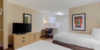 Fayetteville - Owen Dr. Gallery 16