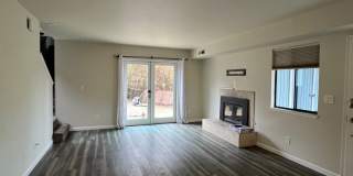 Short walk to the Beach / Available Now / Pets Welcome Gallery 8