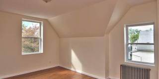 533 Quincy Avenue Gallery 13
