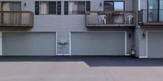 3 Bed Shoreview Townhome Gallery 1