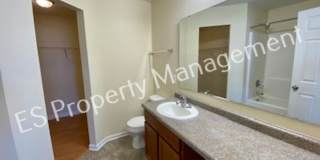 Beautiful 4 Bedroom 2.5 Bath 2 story home in Wildwood Farms on Indy's Southeast side! Gallery 17