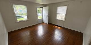 4326 Crittenden Avenue Gallery 1