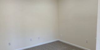 BEAUTIFUL SINGLE STORY 3+BD, 2.5 BA, & 3 CAR GARAGE! Gallery 7