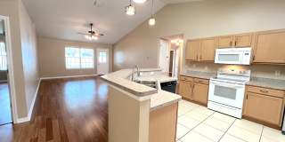 Spacious 4 Bed 3 Bath Home w FULLY FENCED YARD for Rent! Gallery 18