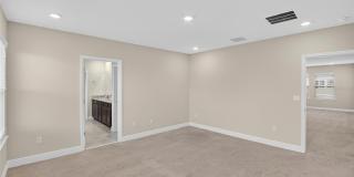 2546 WARREN ACRES Boulevard Gallery 41