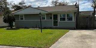 1227 HUDSON Street Gallery 1