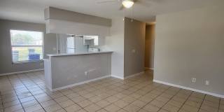 2147/2145 Pauldo Street Gallery 3