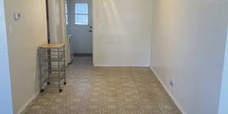 2718 East 18th Street Gallery 9