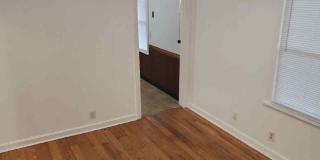 1015 Camden Avenue Gallery 8