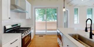 New three bedroom in Brookline Gallery 1