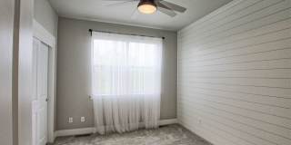 Newer 2 bed 2.5 bath Castle Rock townhome. Gallery 27