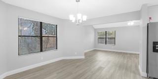 3912 ENGLISH COLONY Drive S Gallery 6