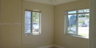 428 NW 21st Ter Gallery 5