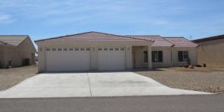 3 Bedroom 2 Bath 3 Car Garage Gallery 1