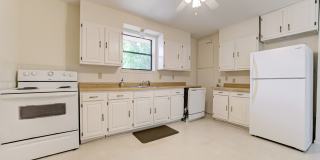 602 South Flood Avenue - 602 Gallery 1