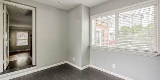 Comfort & Convenience on Olmstead Street Gallery 14