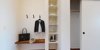 The Everett Gallery 8