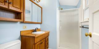 Charming Ravenna home with 5 bedrooms, 4 bathrooms Gallery 24