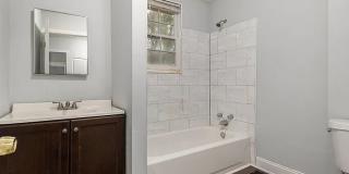 Spacious 3bd/2ba in Capitol View w/ Huge Fenced-In Backyard! Gallery 12