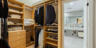 19439 Oxnard Street Gallery 1