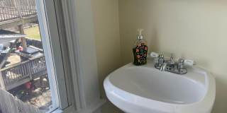 3021 GLENMORE Avenue Gallery 9