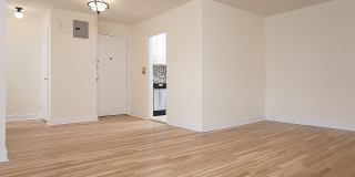 2244 Bronx Park E 2244 Bronx Park E Gallery 1